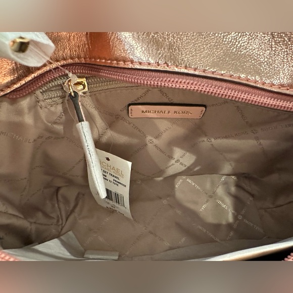 !!! SOLD!!!NWT MICHAEL KORS JET SET TOTE/crossbody & DUSTY - Picture 6 of 11